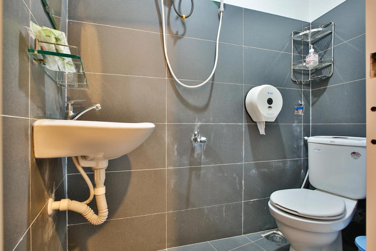 Bff Saigon Hostel Хошимин Экстерьер фото